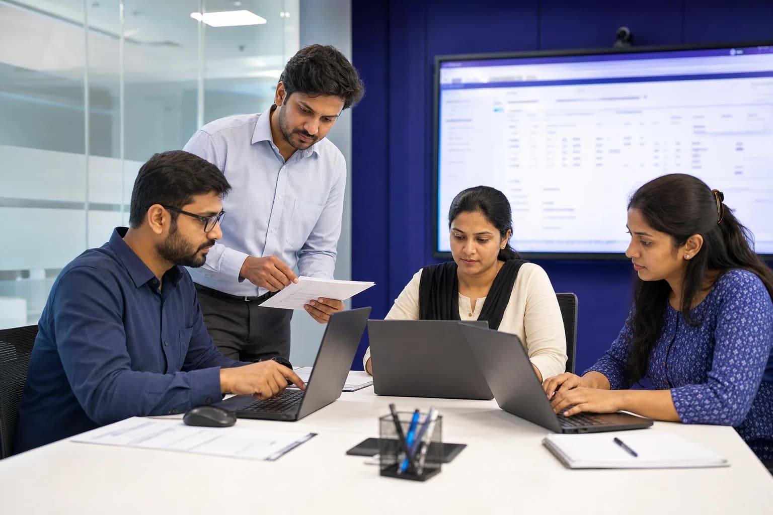 ERP business analyst facilitating user acceptance testing with client super-users